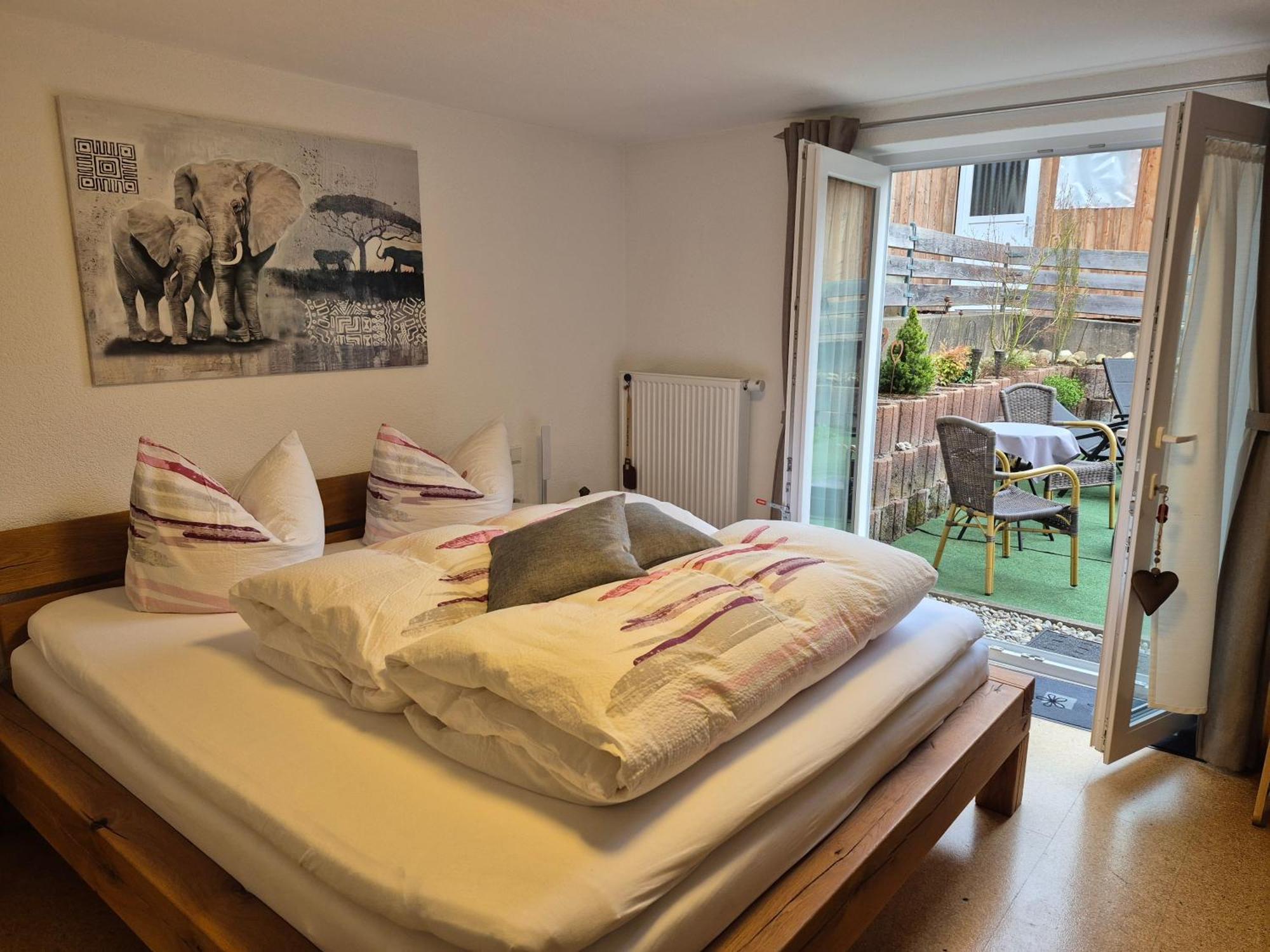I24Rooms - Gaestezimmer Mit Eigenem Garten Legau Exteriér fotografie