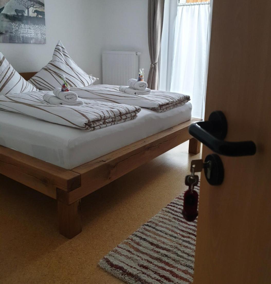 I24Rooms - Gaestezimmer Mit Eigenem Garten Legau Exteriér fotografie
